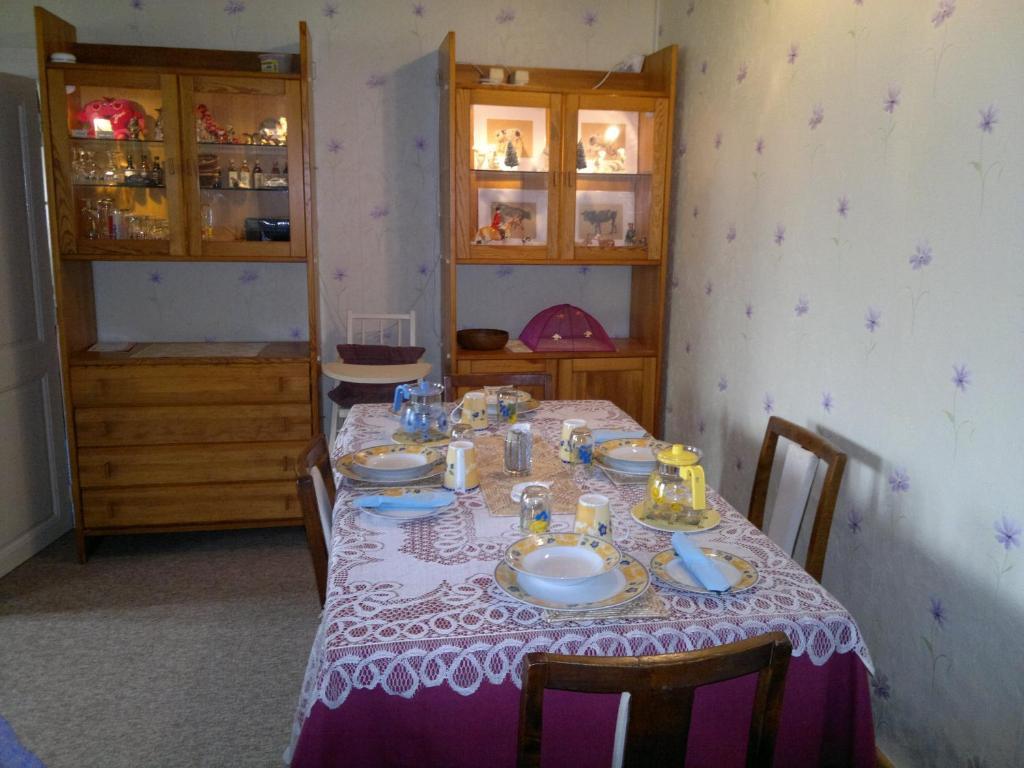 La Maison Jaune Bed and Breakfast Bouresse Exteriör bild