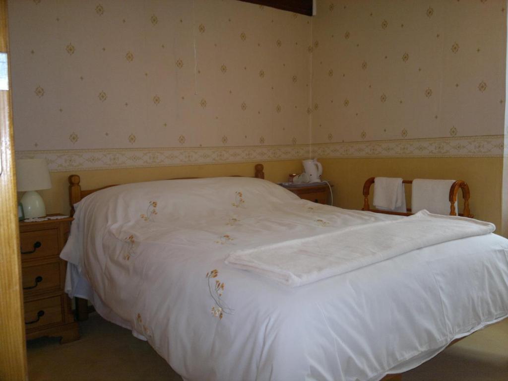 La Maison Jaune Bed and Breakfast Bouresse Exteriör bild